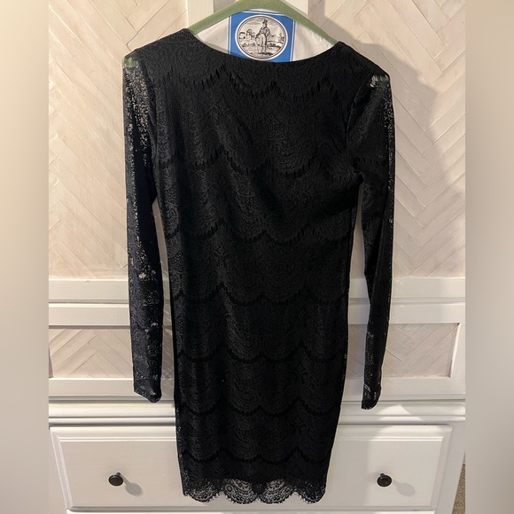All over black lace dress with long sleeves - Picture 2 of 2
